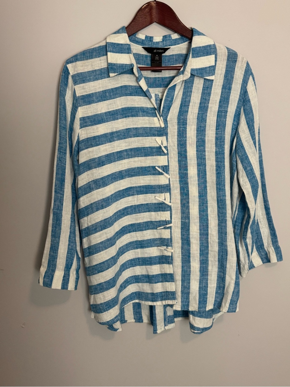 Ali Miles Blue Striped Linen Button Blouse Womens M Nautical Coastal Lightweight